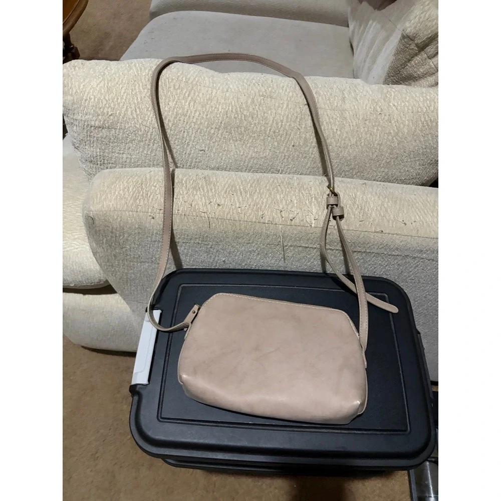 Universal Thread bag